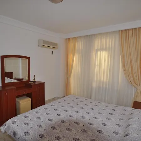Euro 3 Apartamento *